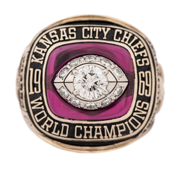 1969 Kansas City Chiefs Super Bowl IV Champions Ring Presented To Hall of Fame Scout Lloyd Wells